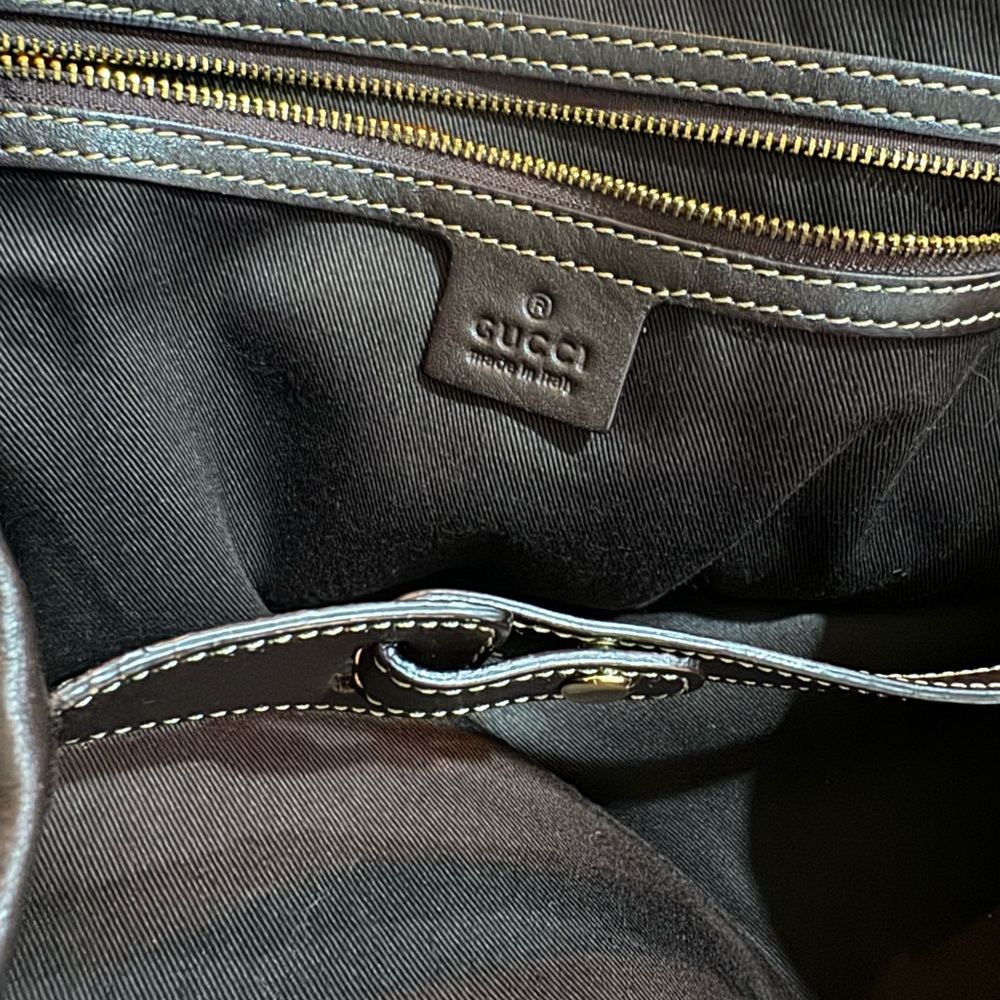 Gucci Oversized Large Pelham Tote - Picture 13 of 13